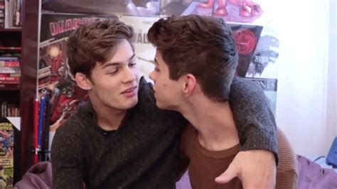 cute twinks kissing